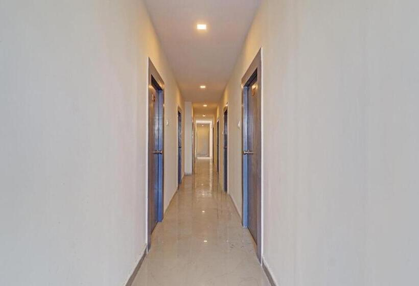 Hotel Oyo Flagship 81135  R Square Inn