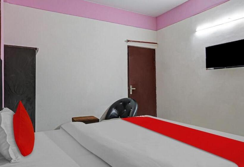 호텔 Oyo Flagship 81142  Town Palace