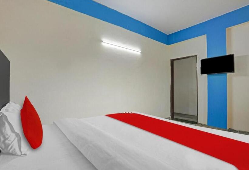 호텔 Oyo Flagship 81142  Town Palace