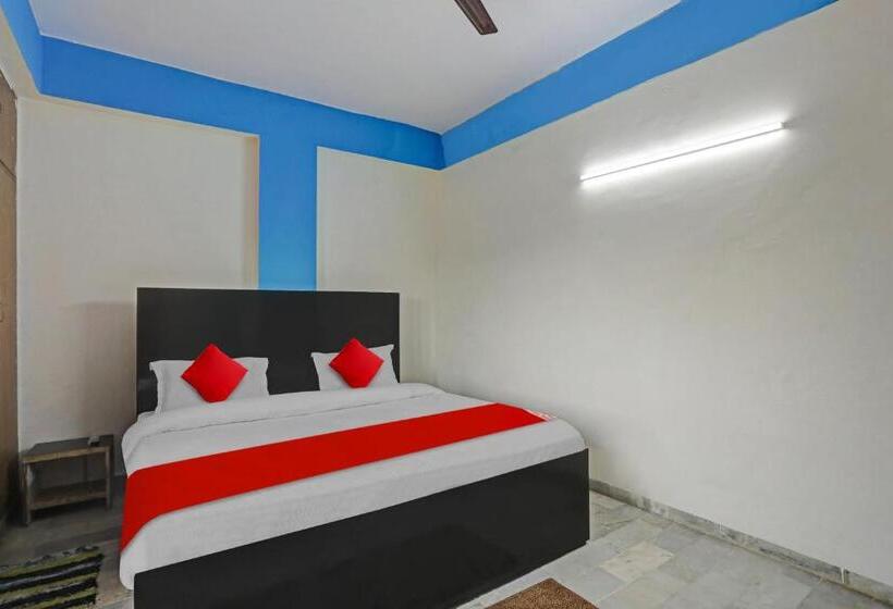 호텔 Oyo Flagship 81142  Town Palace