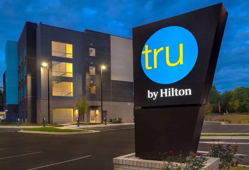 ホテル Tru By Hilton Wake Forest Raleigh North