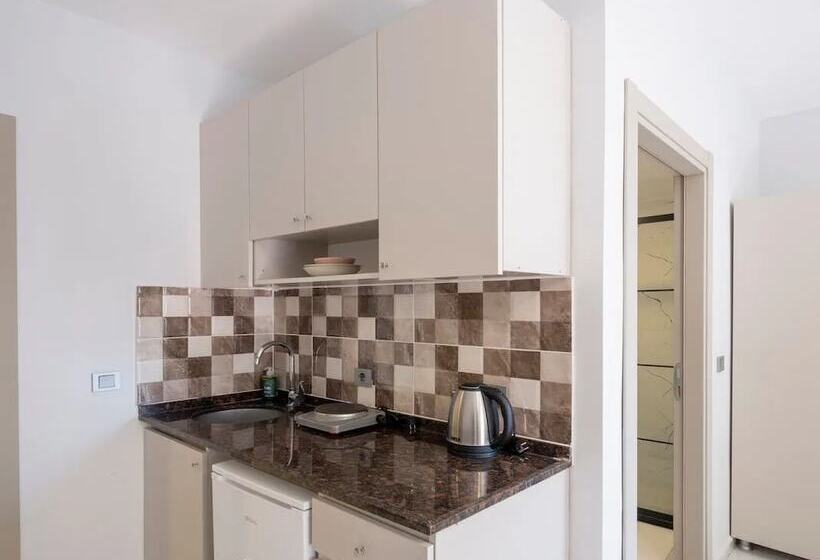 The Red Tent Suite 23