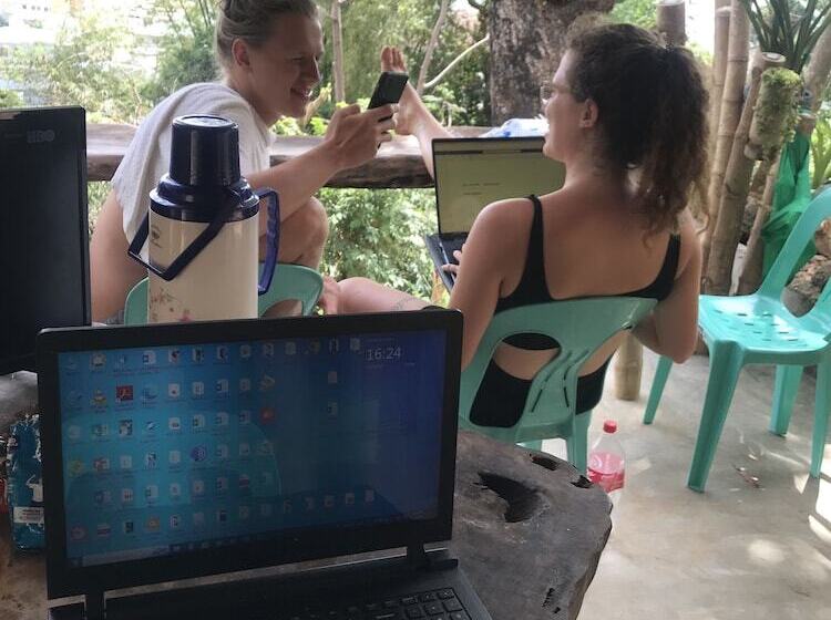 ベッドアンドブレックファースト Bayview Coron Kawa Resort