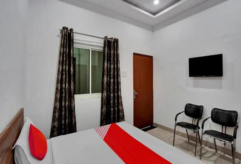 호텔 Oyo Flagship 80991 Kvs Residency