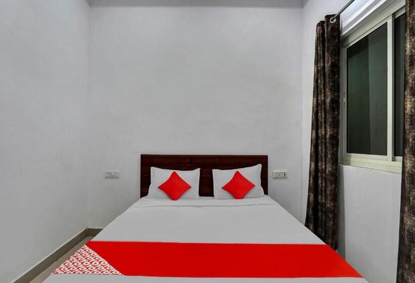 호텔 Oyo Flagship 80991 Kvs Residency