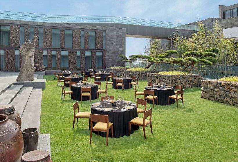 בית מלון כפרי Jw Marriott Jeju Resort & Spa