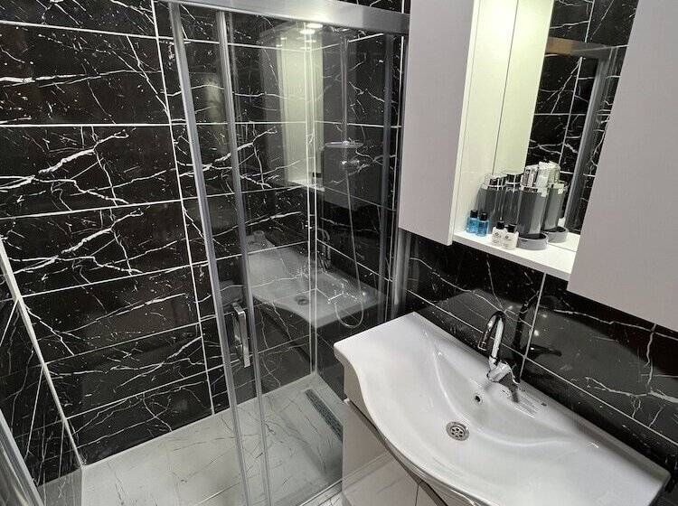 ホテル Near Suites