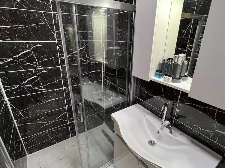 ホテル Near Suites