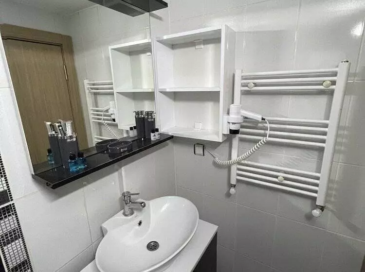 ホテル Near Suites