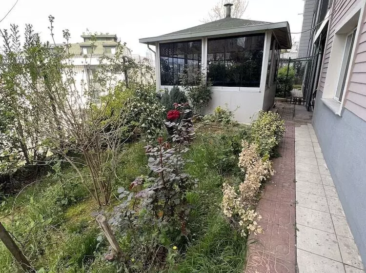 ホテル Near Suites