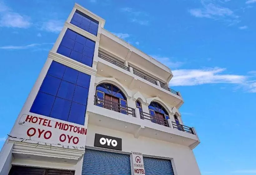 ホテル Oyo Flagship 81122  Midtown
