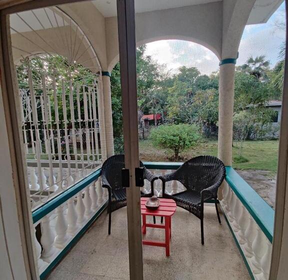 پانسیون Villa Havana Negril