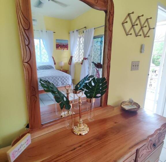 پانسیون Villa Havana Negril