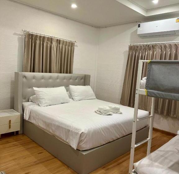 Курорт อาลาแคมป์