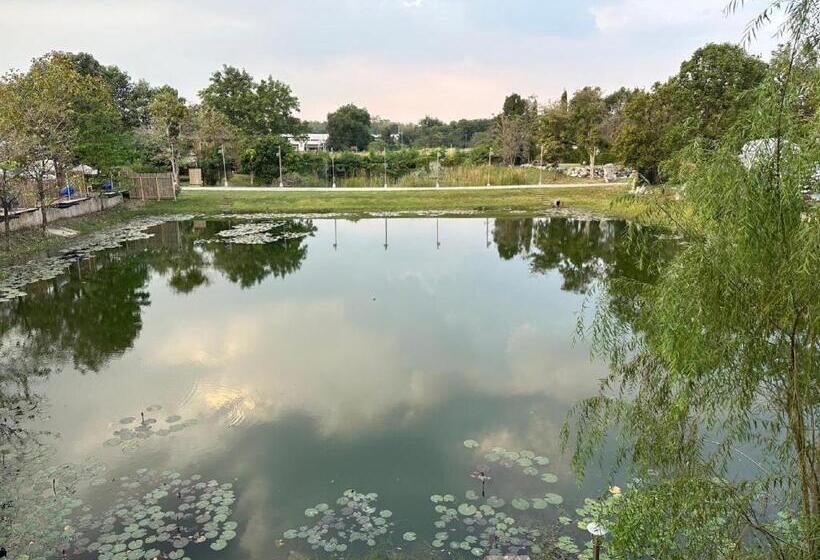 Курорт อาลาแคมป์