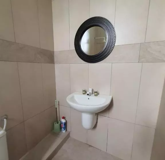 Retkeilymaja Spacious Holiday Let Wi Fi & Private Amenities Oyibi