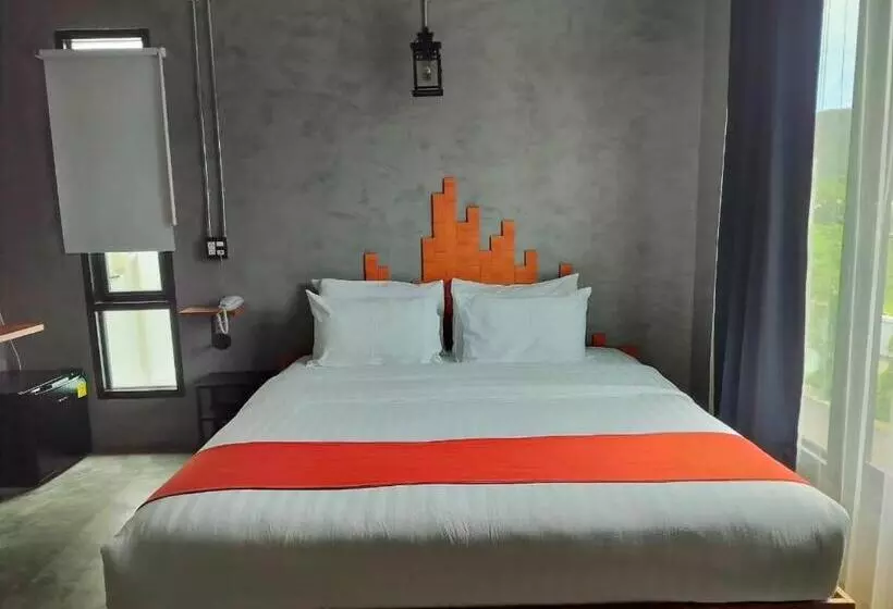 Cicada Hotel Kanchanaburi