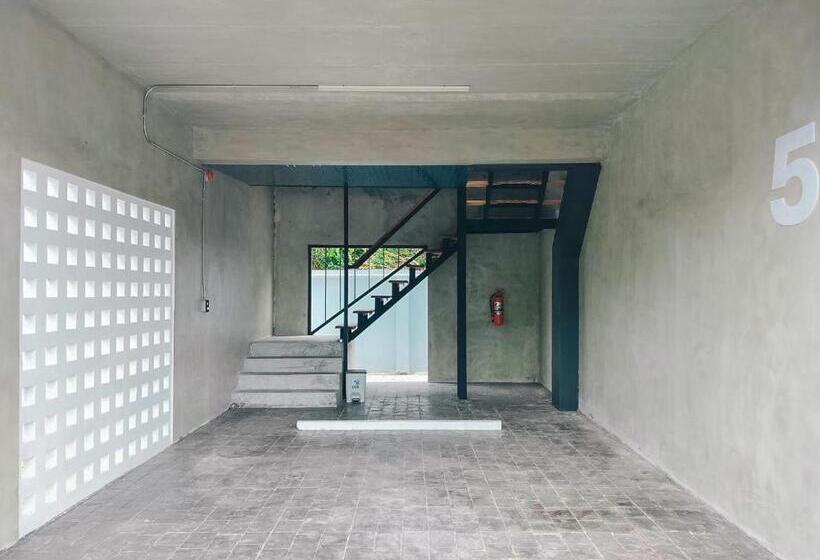 Cicada Hotel Kanchanaburi