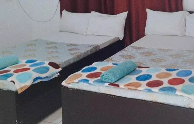 ホテル Casa Don Atilano Pension House