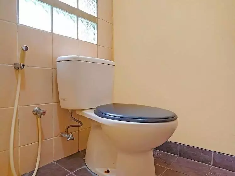 Hotelli Spot On 92453 Wisma Galaxy