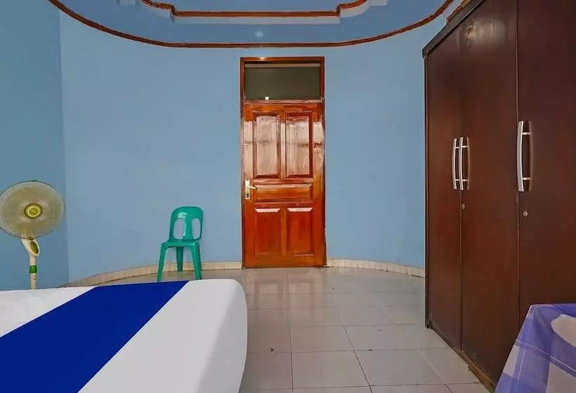 Hotelli Spot On 92453 Wisma Galaxy