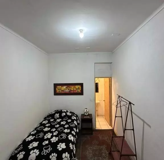 ペンション Hostal Antonella Los Angeles
