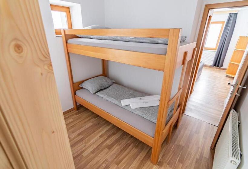 旅馆 Ribniška Koča