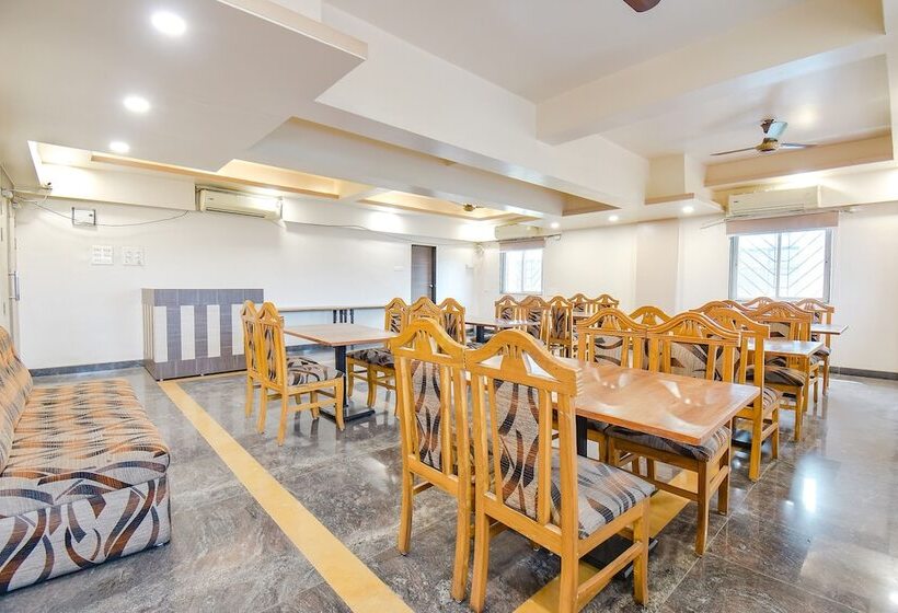 Fabhotel Shreeyash Residency Nr Spine City Mall