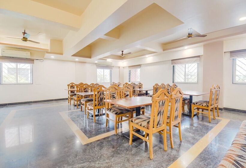 Fabhotel Shreeyash Residency Nr Spine City Mall