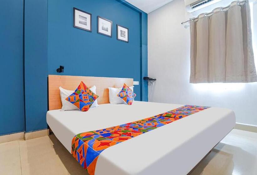 בית מלון כפרי Fabexpress Silver Palace