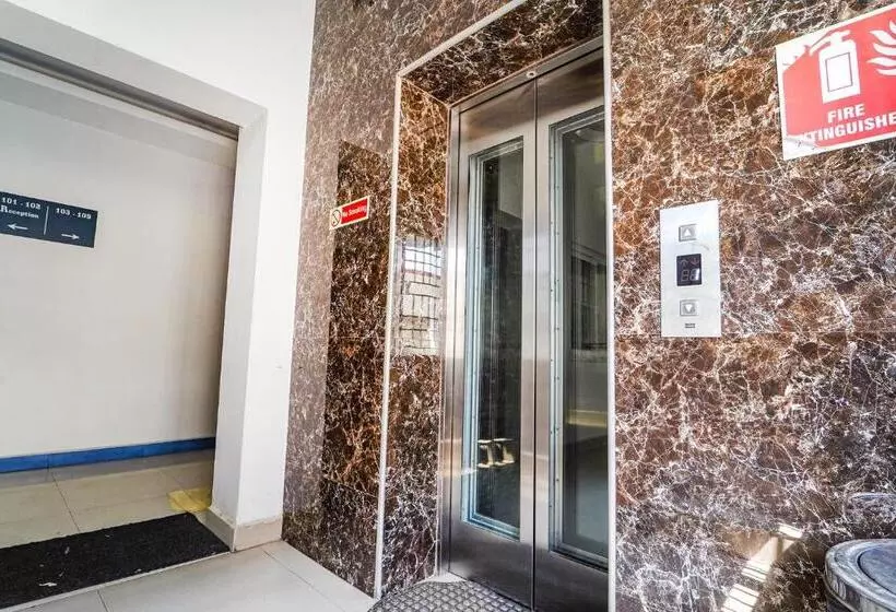 Hotelli Fabexpress Silver Palace