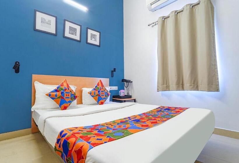 בית מלון כפרי Fabexpress Silver Palace