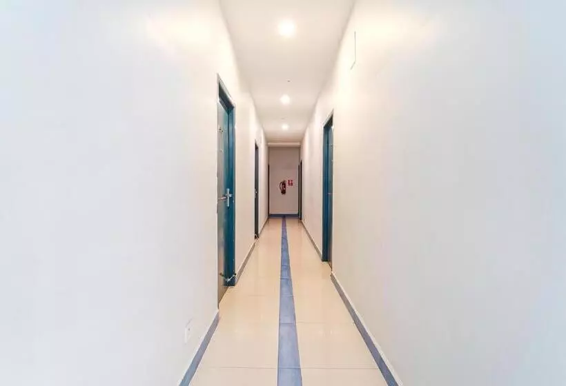 Hotelli Fabexpress Silver Palace