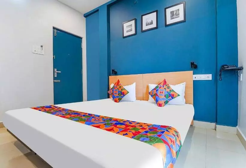 Hotelli Fabexpress Silver Palace