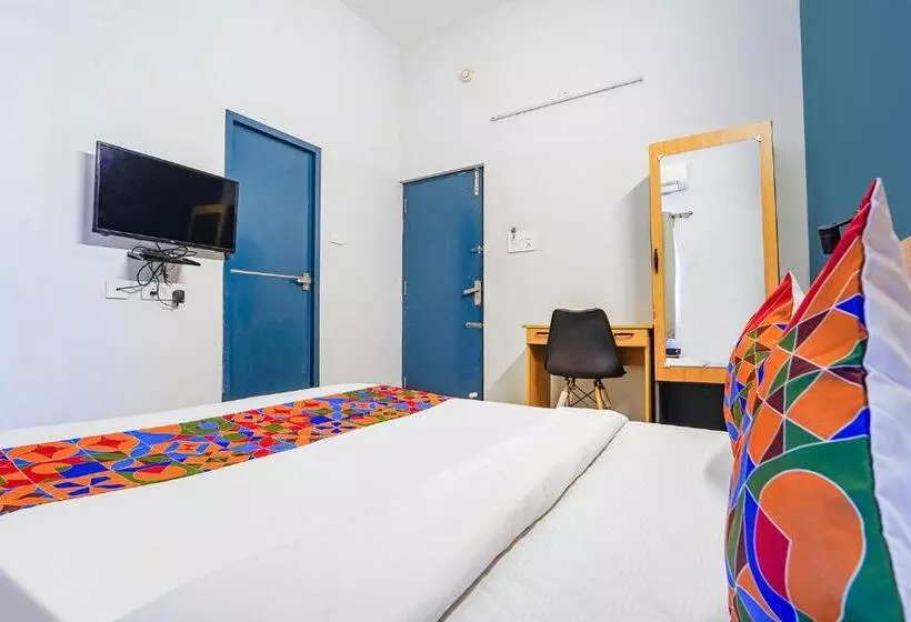 Hotelli Fabexpress Silver Palace