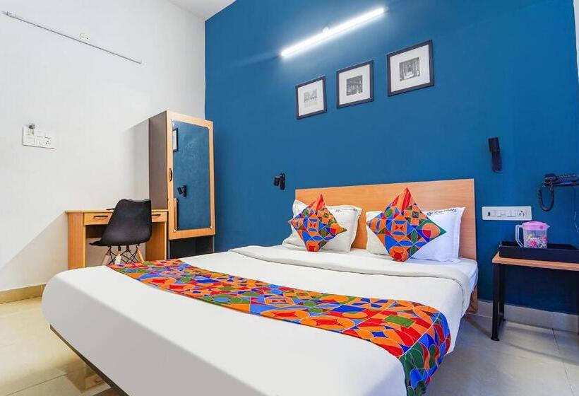 בית מלון כפרי Fabexpress Silver Palace