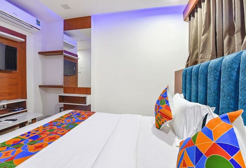 Hotel Fab Prime Residency