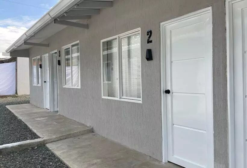 ホテル La Variante