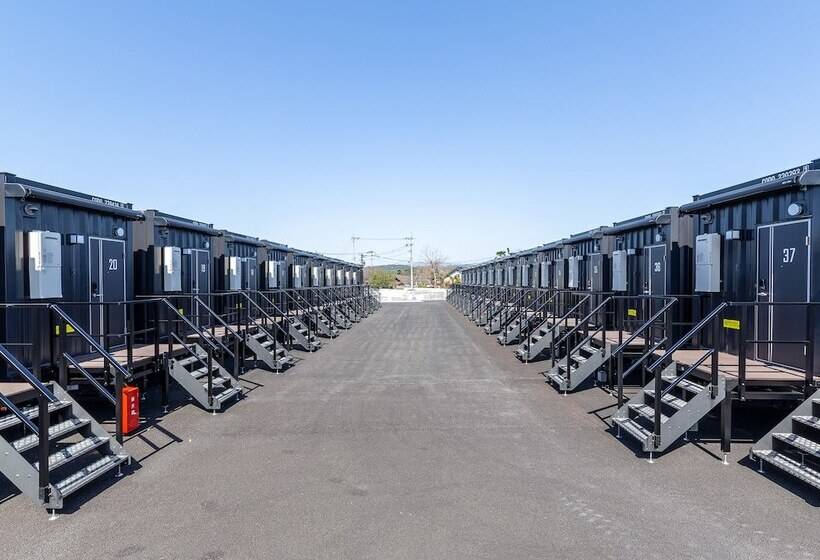 בית מלון כפרי R9 The Yard Iizuka