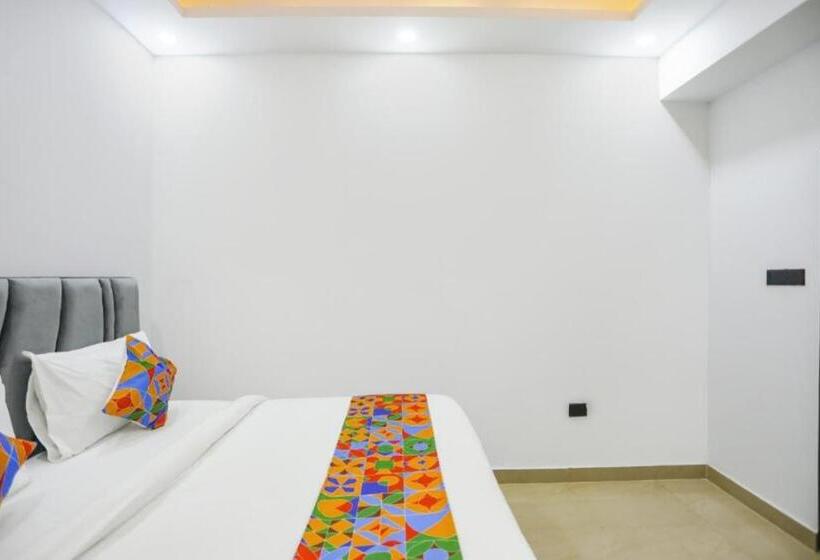 Hotel The Rasa Vasundhara