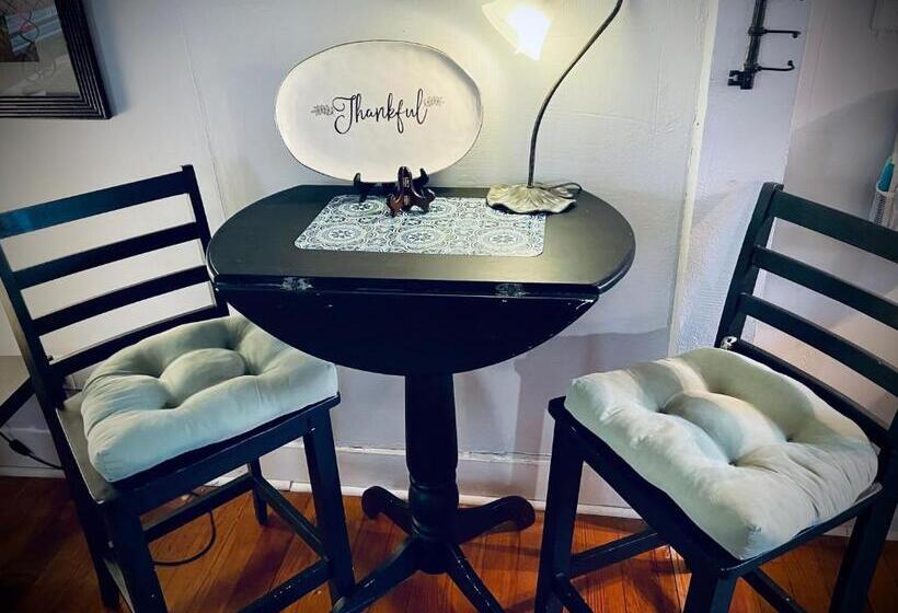 Пансион The Coziest Cottage In Waxahachie