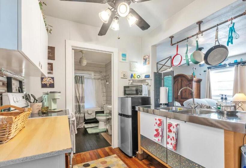 Пансион The Coziest Cottage In Waxahachie