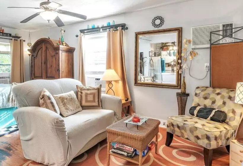 ペンション The Coziest Cottage In Waxahachie