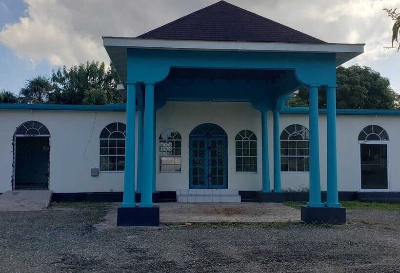 پانسیون The Resort At Westmoreland