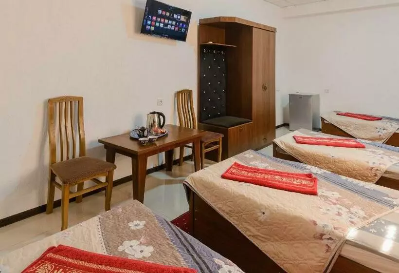 Hostel Shodlik