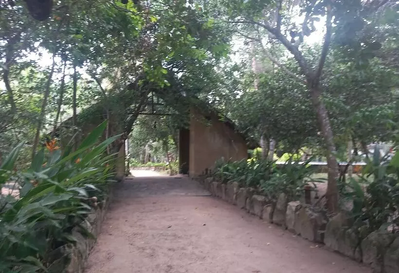 ホテル Lake Resort Bolgoda