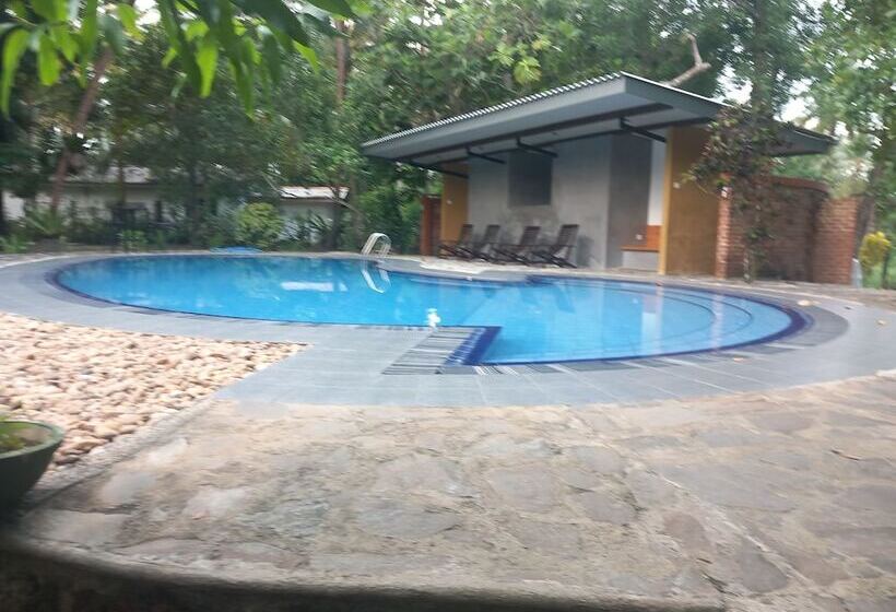 호텔 Lake Resort Bolgoda