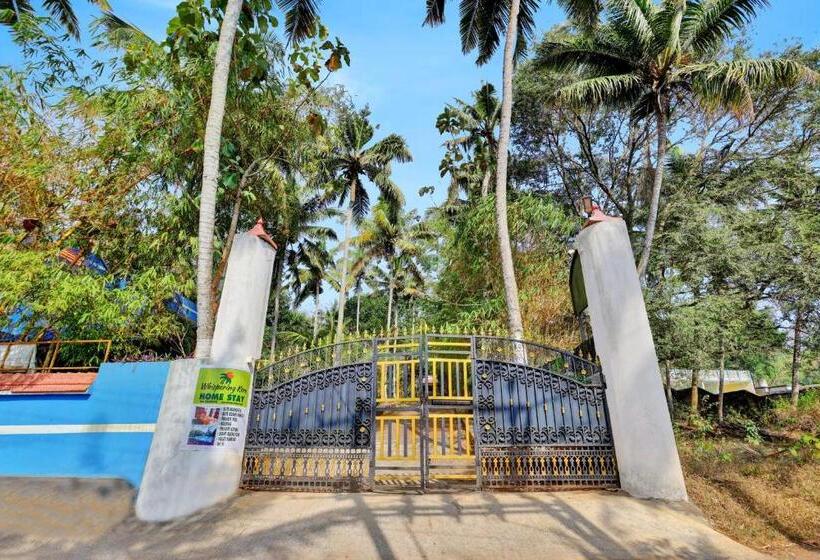 בית מלון כפרי Spot On 81052 The Lake Inn