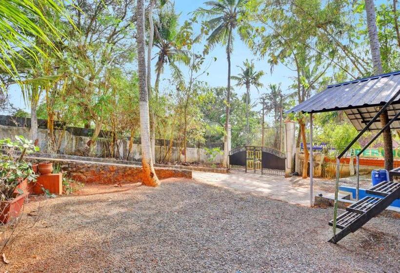 בית מלון כפרי Spot On 81052 The Lake Inn