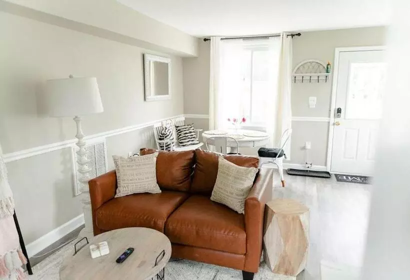 ペンション Cottage Escape In Virginia Wine Country